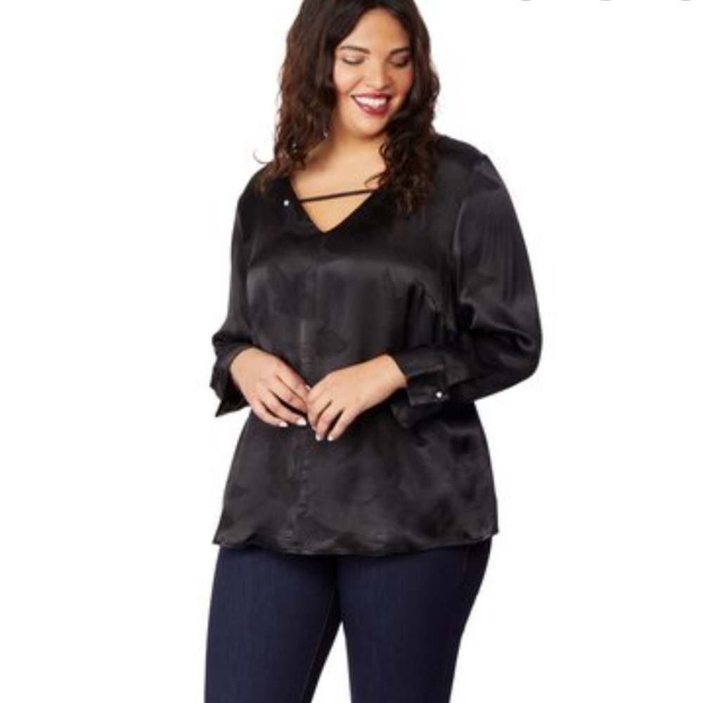 Rebel Wilson x Angels Jacquard Black Crane Blouse